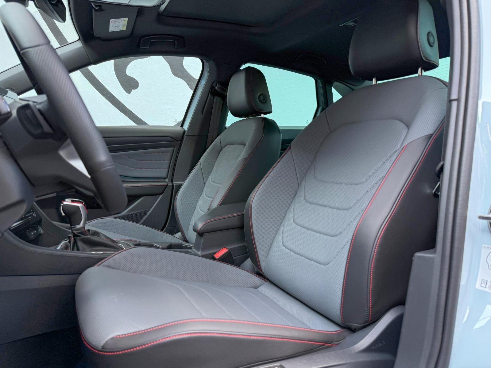2026 VOLKSWAGEN Jetta - SEATS_FRONT