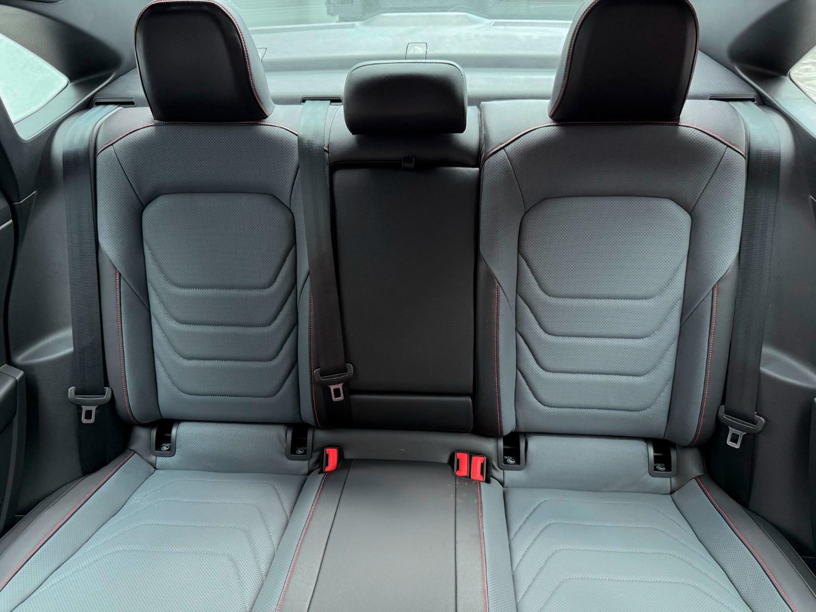 2026 VOLKSWAGEN Jetta - SEATS_REAR