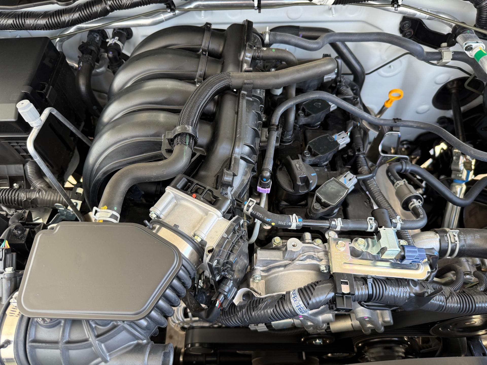2026 NISSAN NP300 - ENGINE