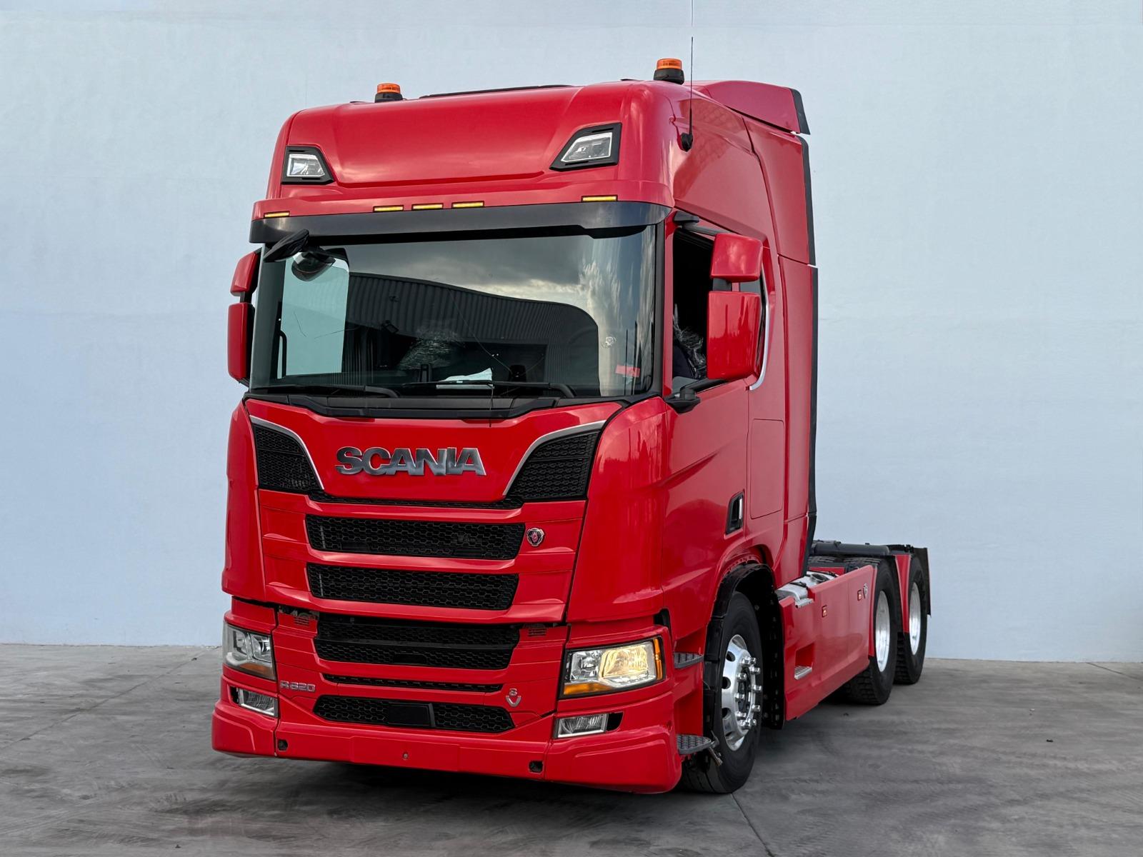 2021 SCANIA - FRONT_DRIVER_SIDE