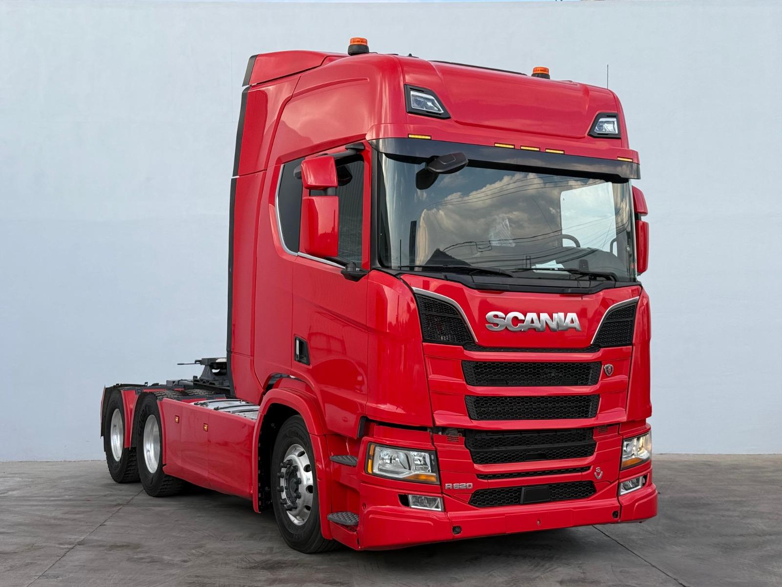 2021 SCANIA - FRONT_PASSENGER_SIDE