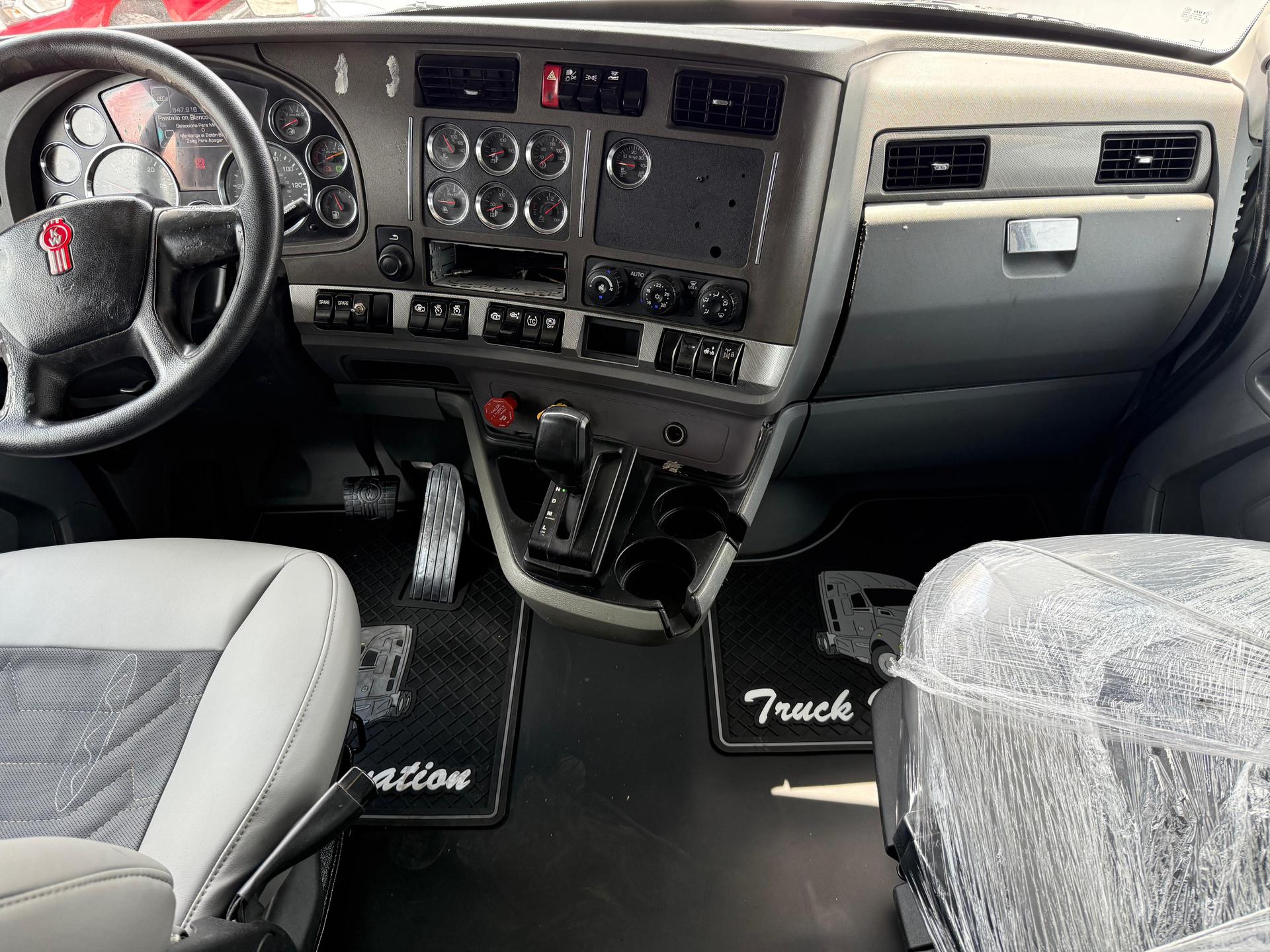 2020 KENWORTH T680 - DASHBOARD