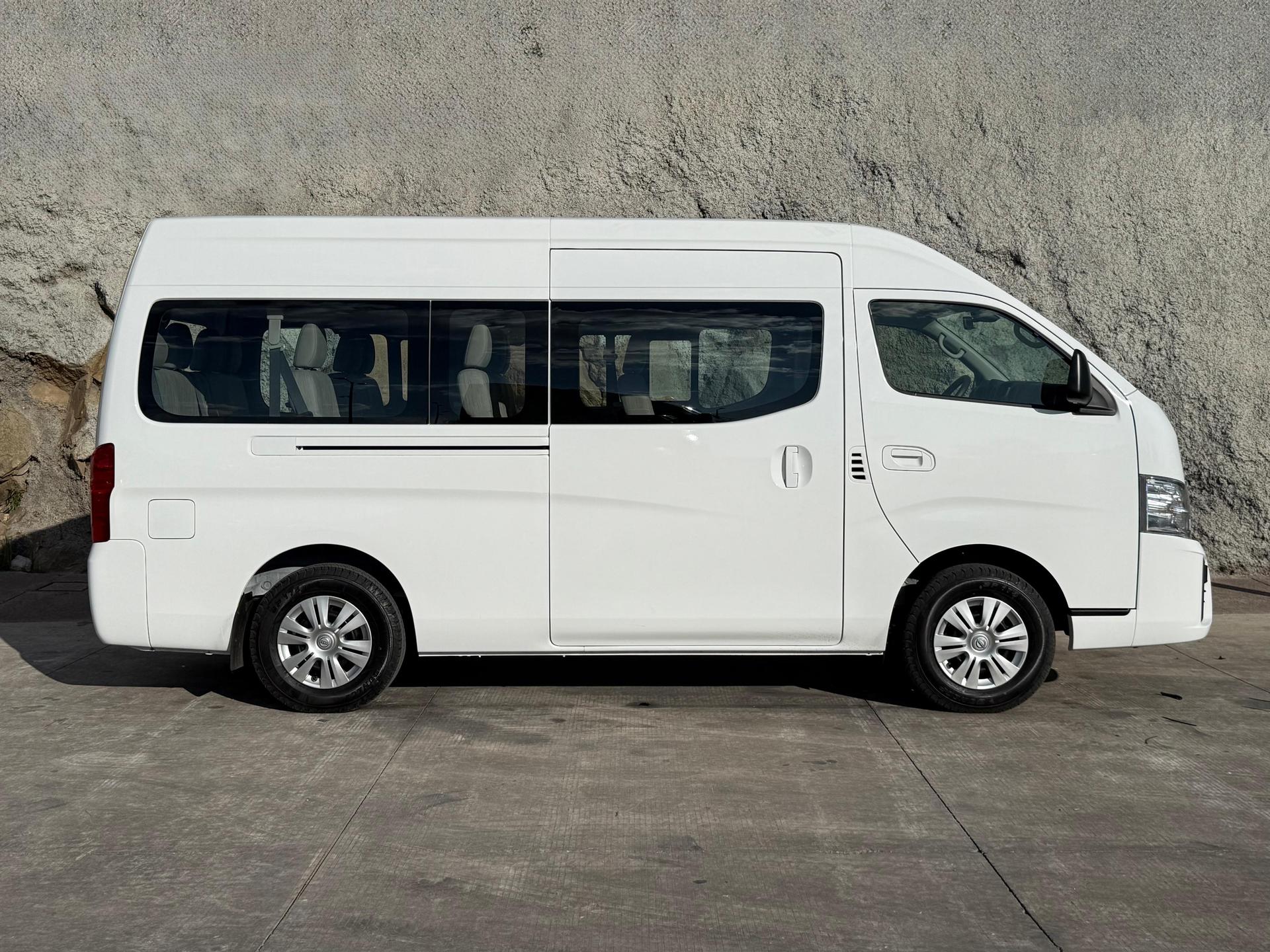 2026 NISSAN Urvan - SIDE_RIGHT