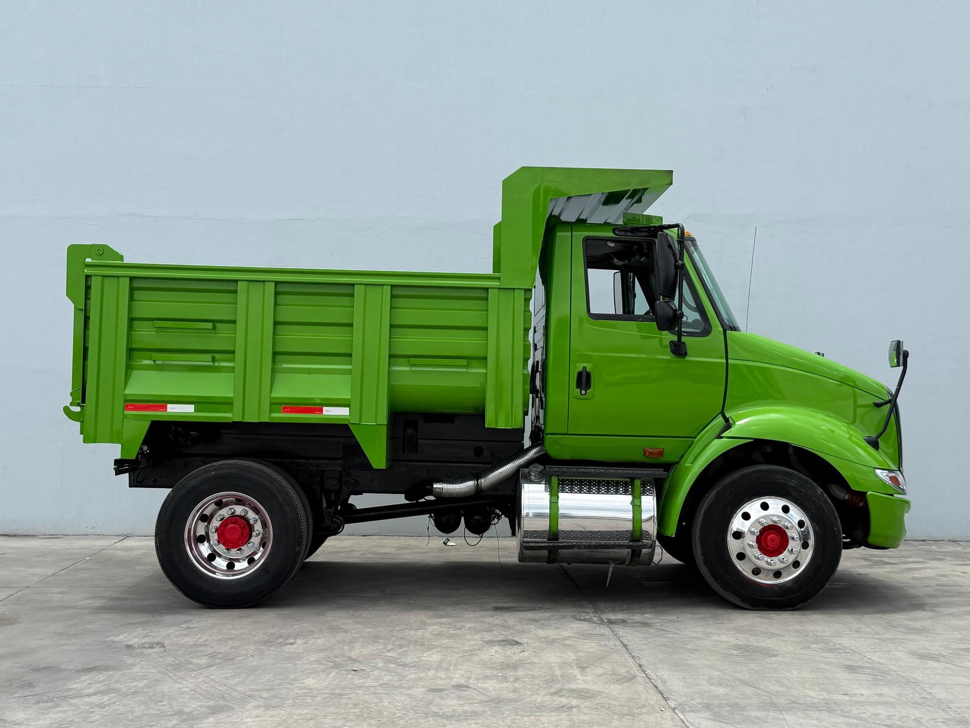 2012 INTERNATIONAL 8600 - SIDE_RIGHT