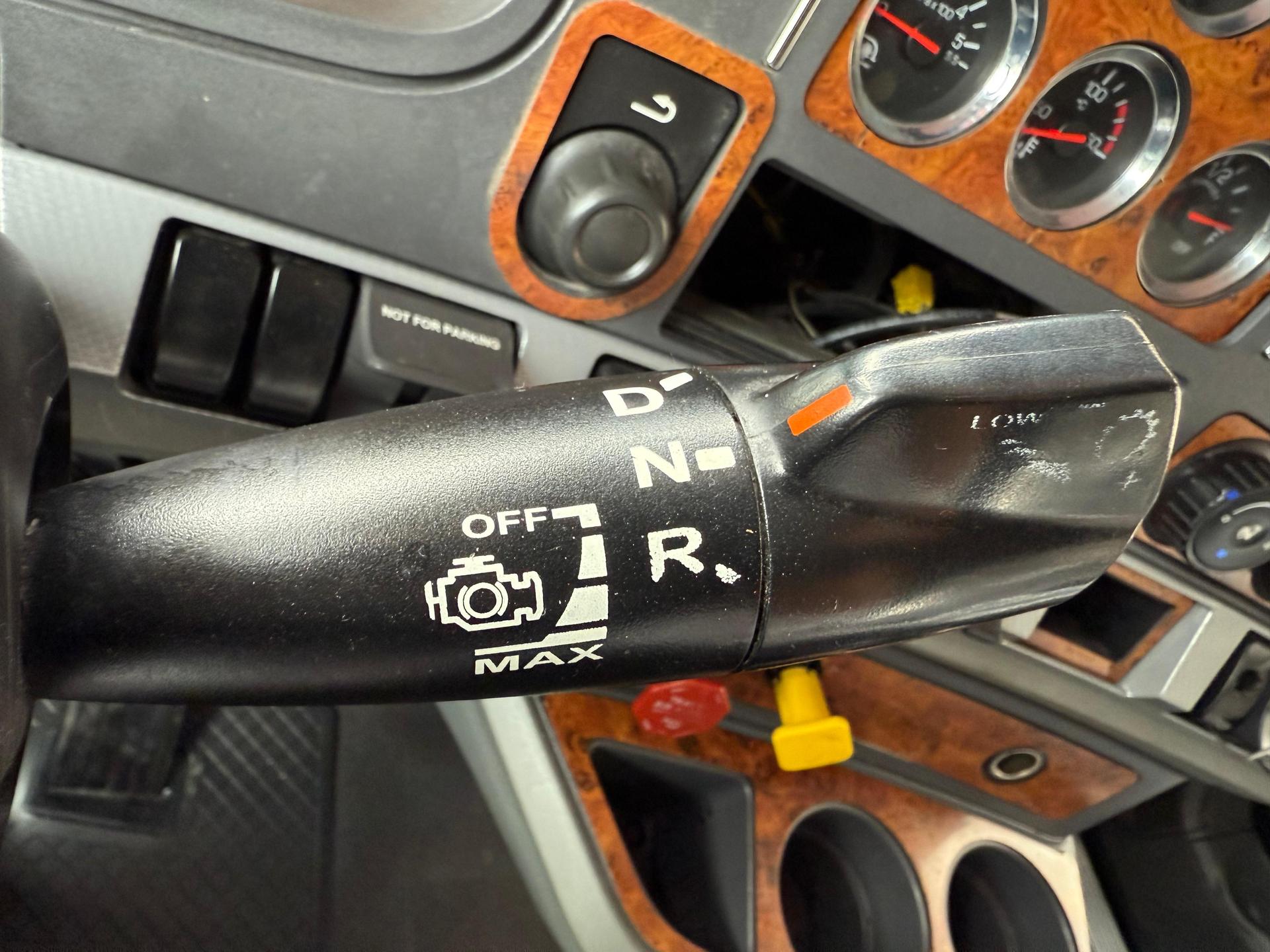 2020 KENWORTH T680 - IMPERFECTIONS