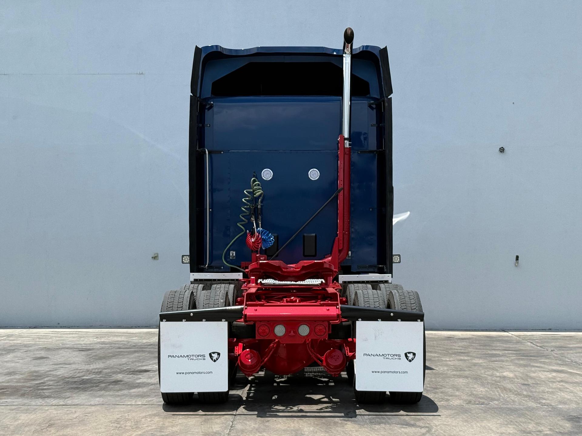 2020 KENWORTH T680 - BACK