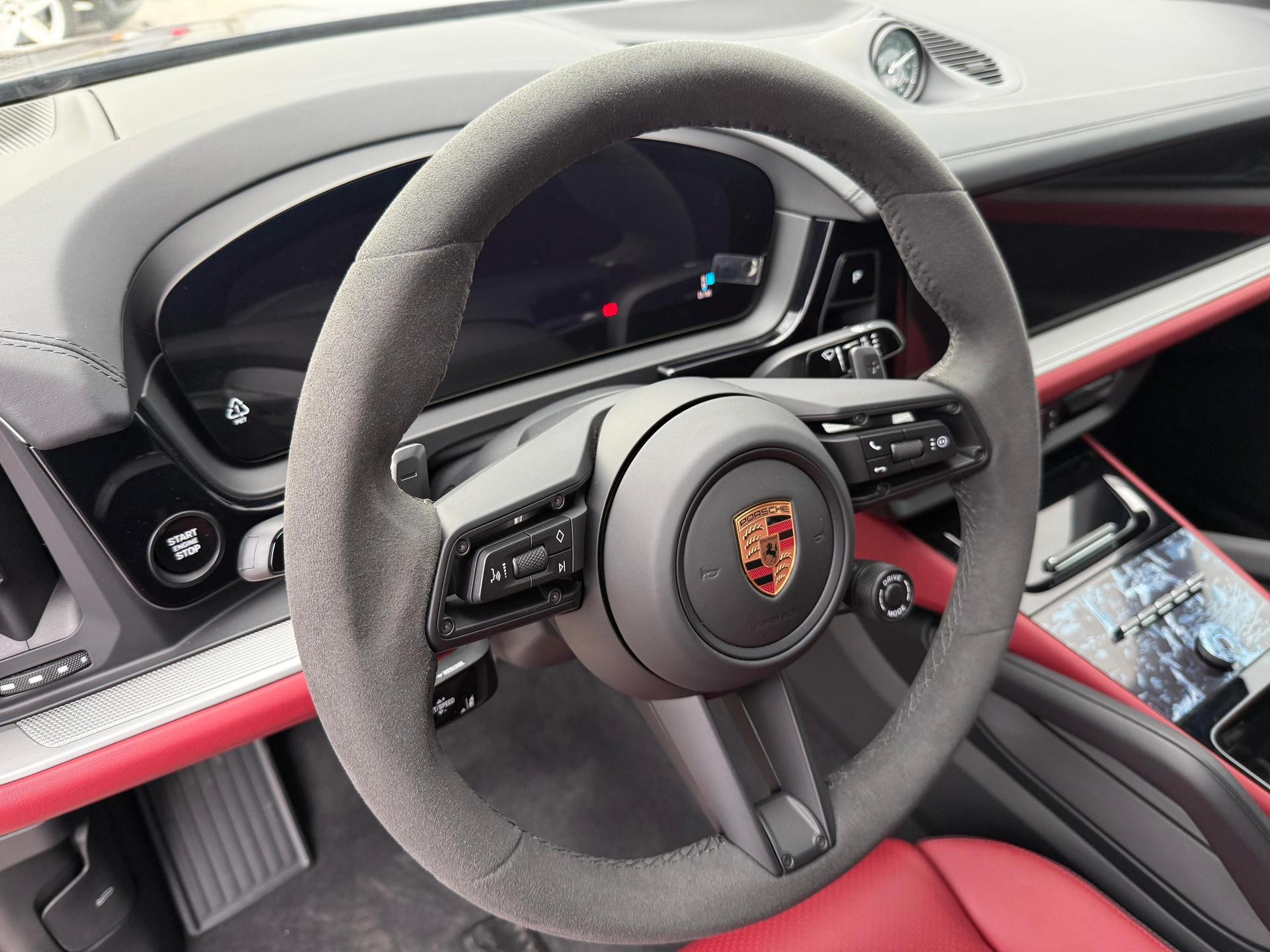 2026 PORSCHE Cayenne - DASHBOARD